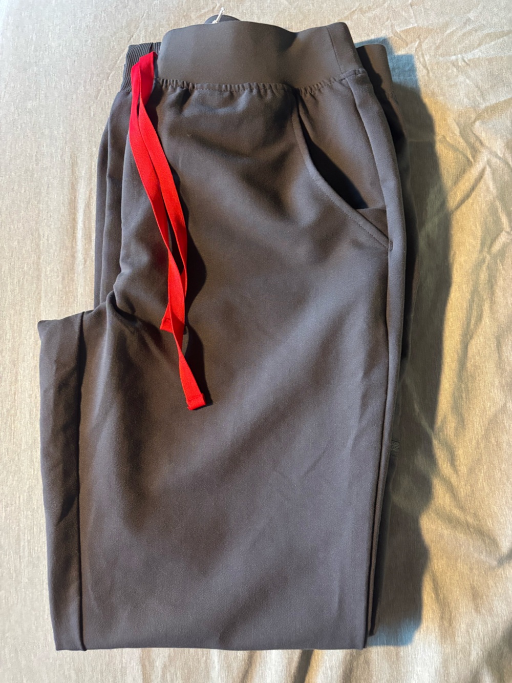 ⭐️NEW FIGS Charcoal Joggers with Red Drawstring